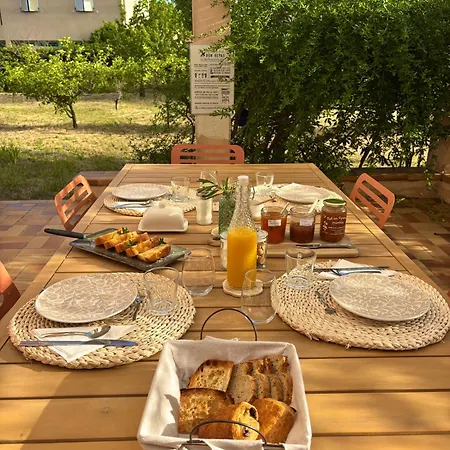 La Désirade D Hôtes Et Table Gourmande Maison d'hôtes 3*