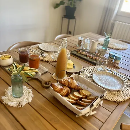 La Desirade D Hotes Et Table Gourmande